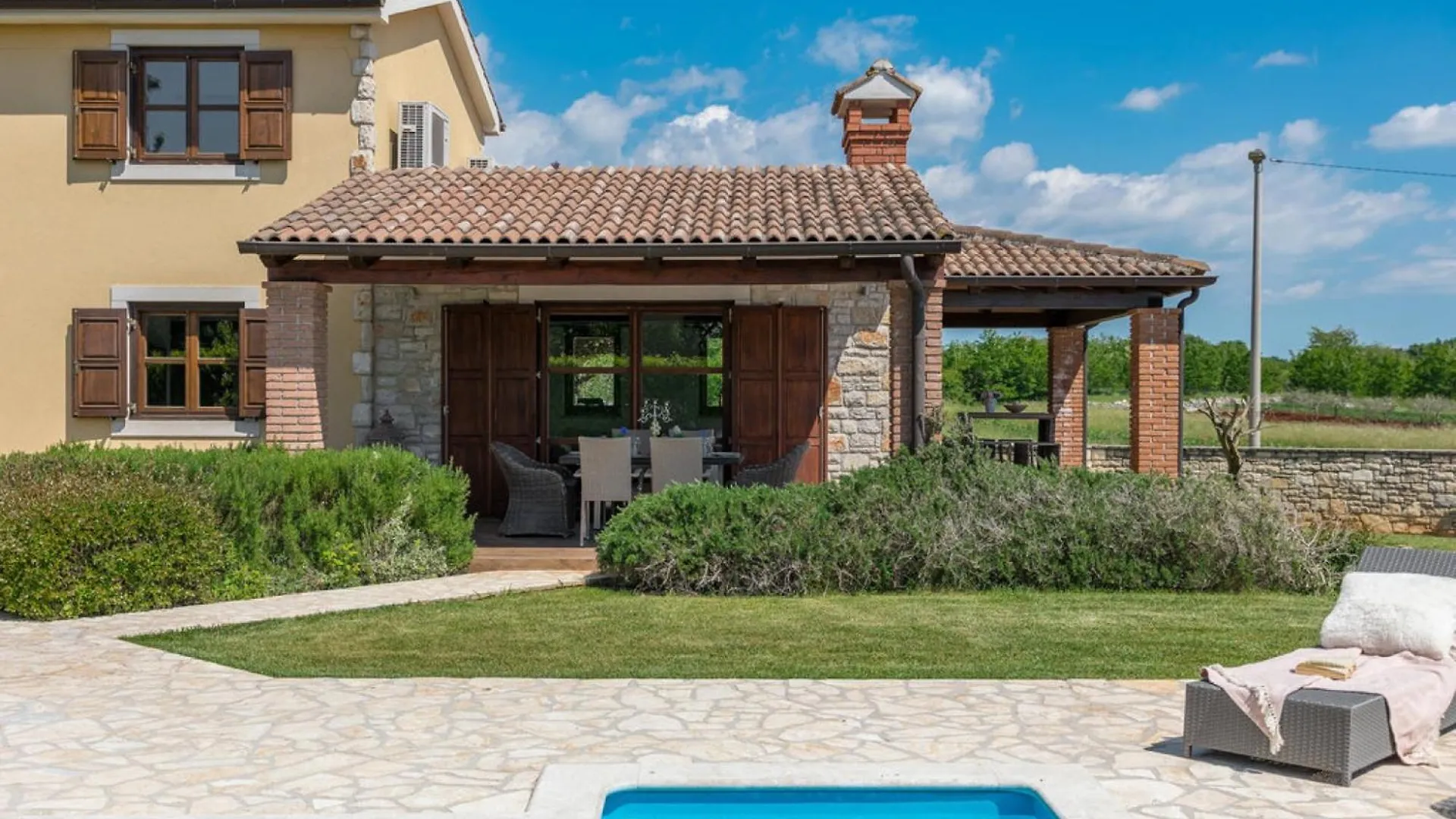 Villa Dea In Vosteni - Haus Fuer 6 Personen 0*,
